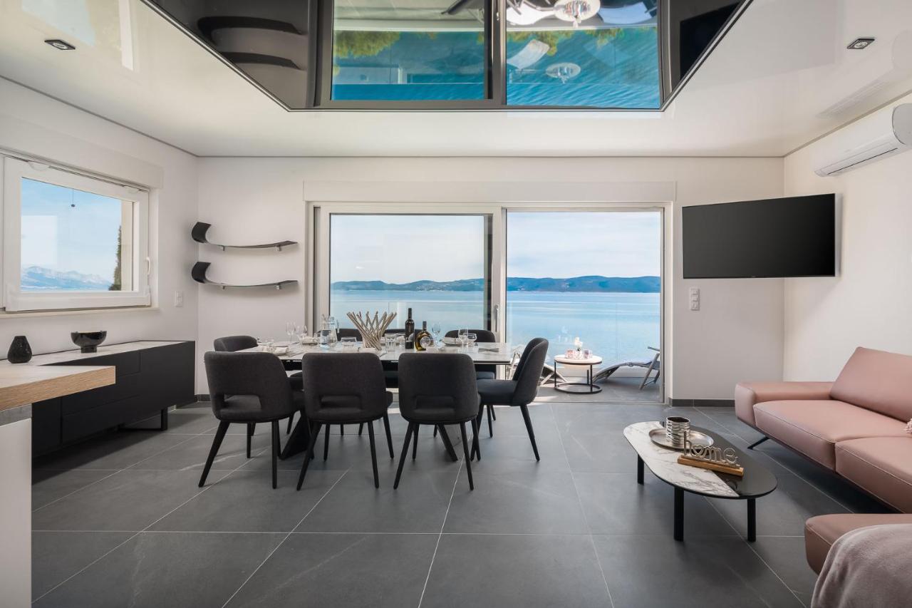 Beachfront Holiday Home - Private Heated Pool มีมิตเซ ภายนอก รูปภาพ